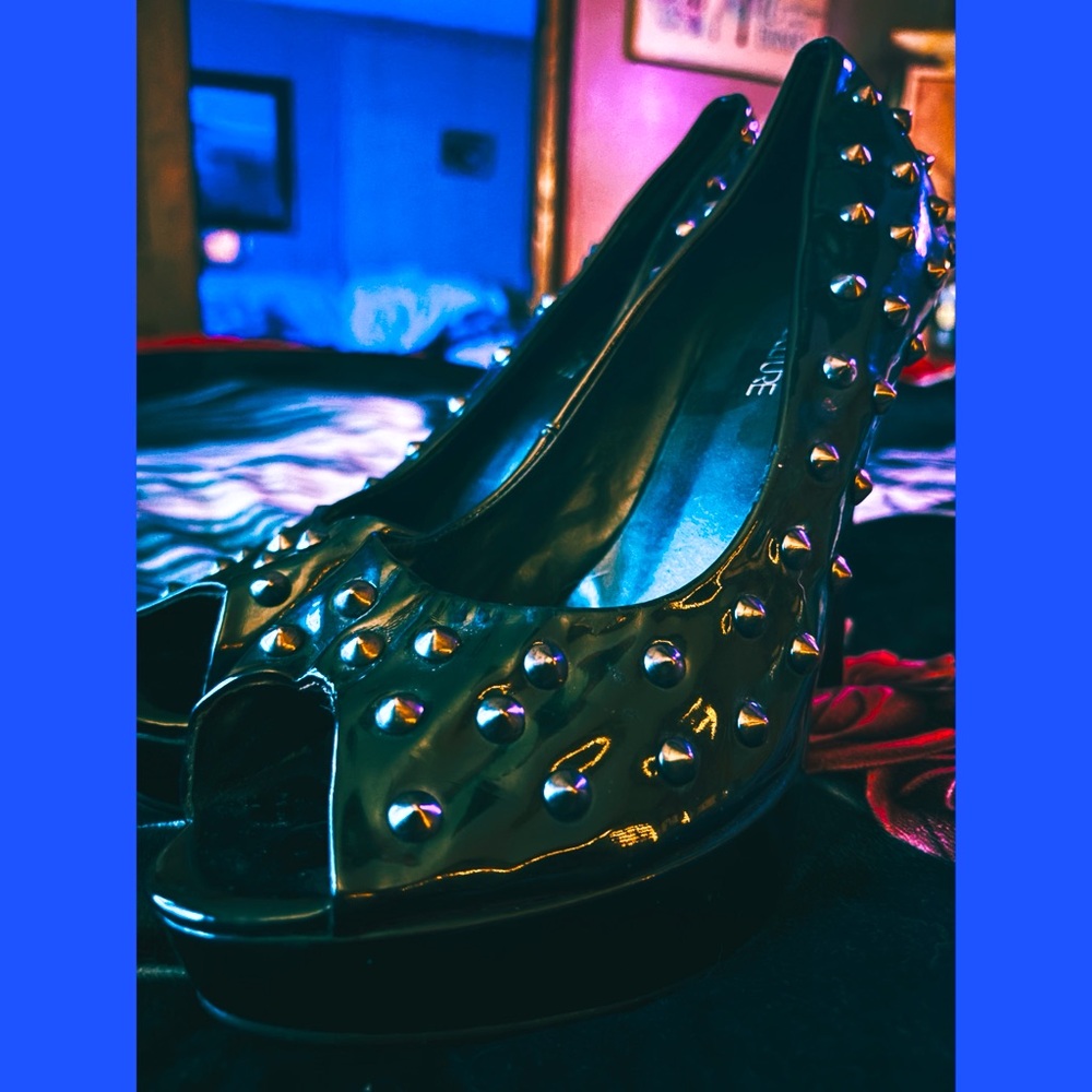 Studded Black Peep-Toe stilettos 🖤
